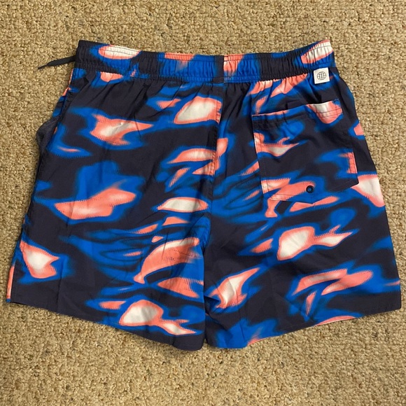 Adidas SOULEAF graphics swim shorts - Picture 4 of 4